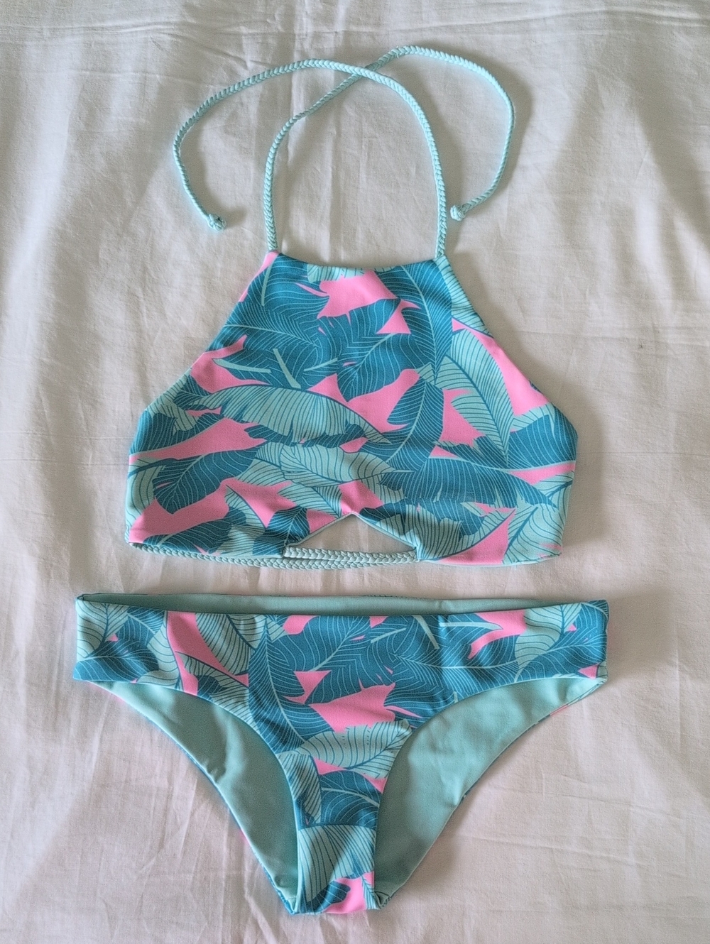 Premium Boutique High-Neck Halter Bikini Set – Size XS